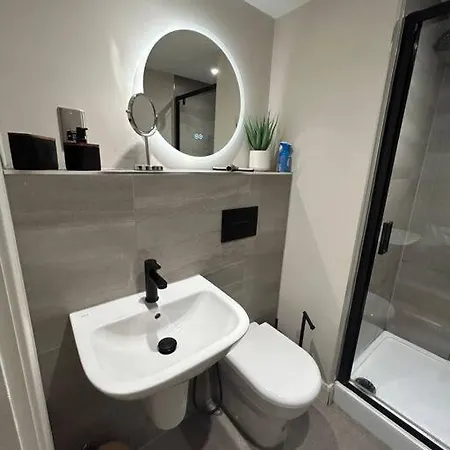 Onpoint - Amazing 1 Bedroom Apt Central Leeds Apartment *